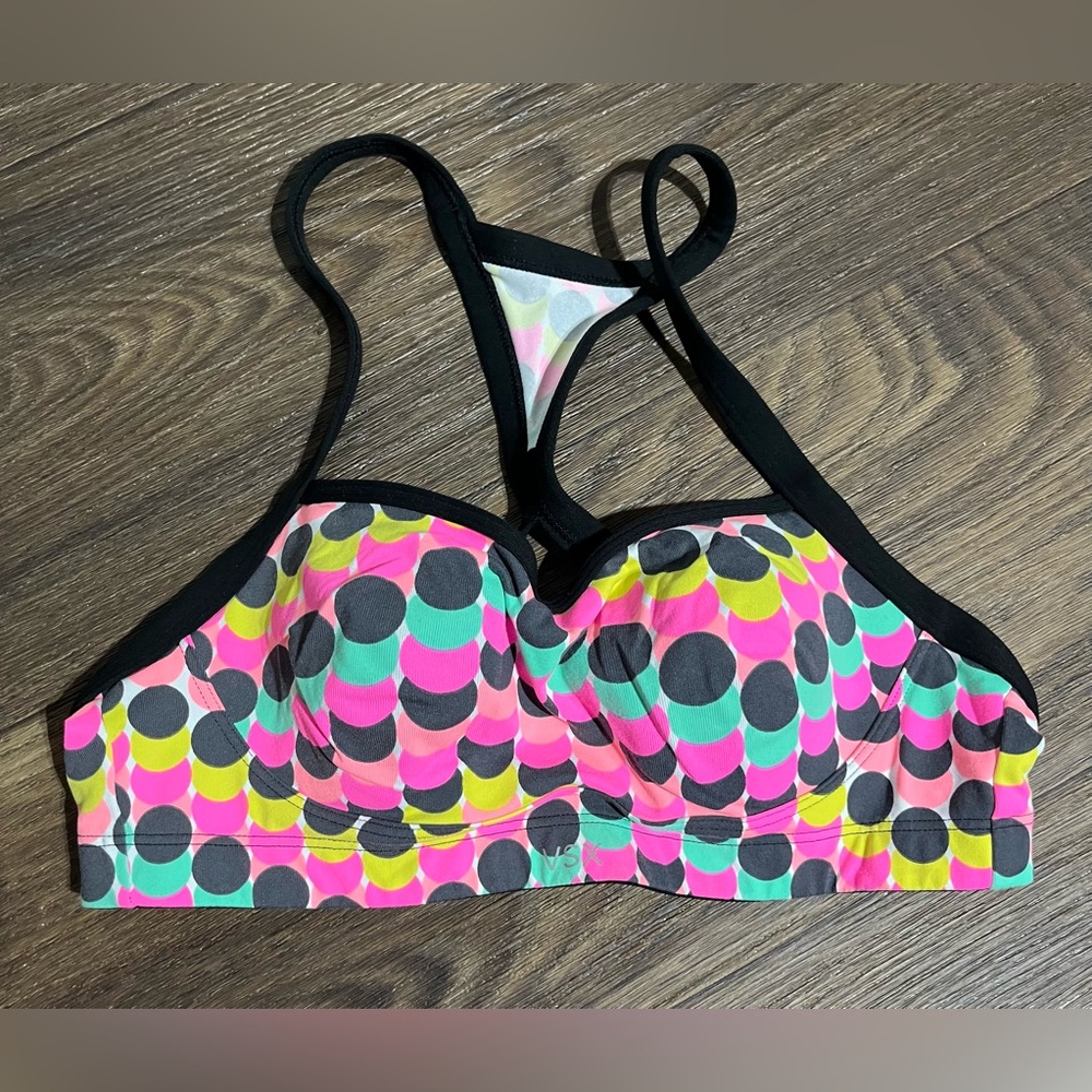 Preloved-Victoria Secret VSX Sports Bra Underwire Racerback 34B